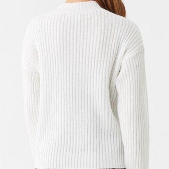 Chunky Wide Ribbed Sweater - Picture 4 of 12